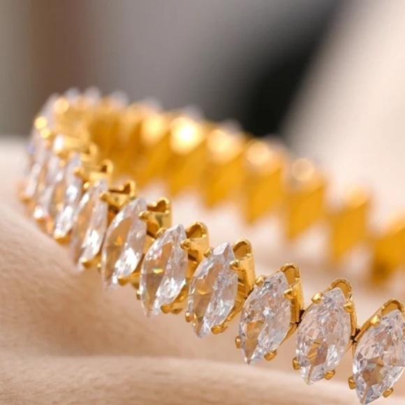 New Flexible Marquise Tennis Wrap Bracelet - Picture 8 of 10